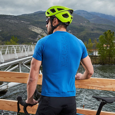Maglia tecnica sportiva manica corta con zip uomo